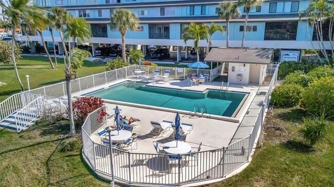 Building Photo - 9604 Cortez Rd W