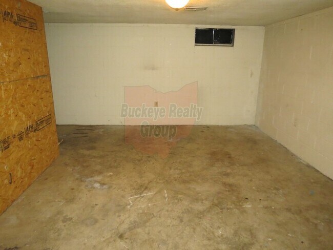 Building Photo - 1147 Mccarley Dr E Columbus, OH 43228