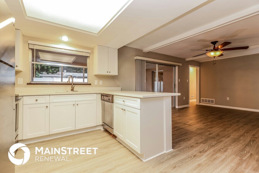 Building Photo - 1352 Ranchwood Dr