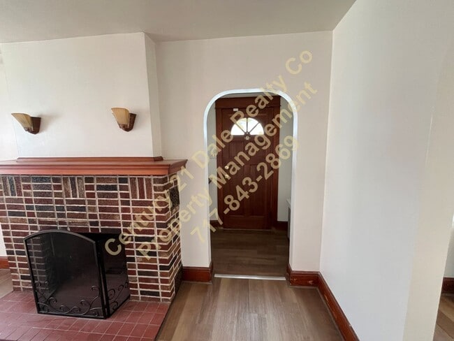 Building Photo - 3 BR Cape Cod in Eastern School District R...