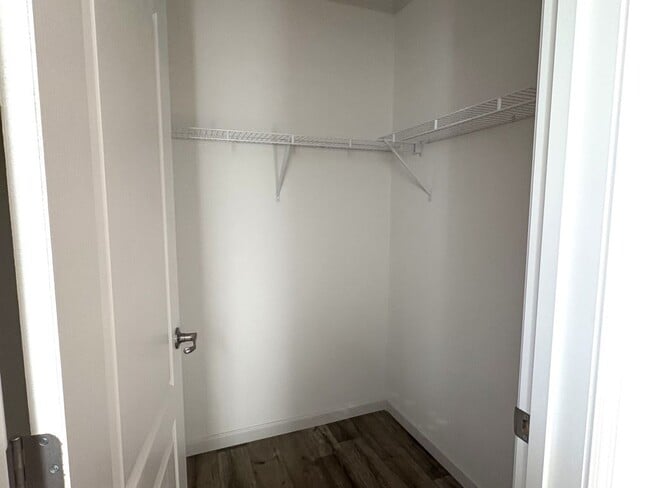 Building Photo - 34651 Robins Song Rd