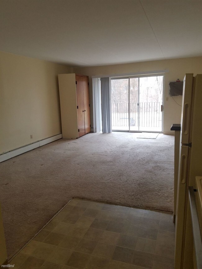 Building Photo - Studio, 1 bath  - EZ Living Suites Efficiency
