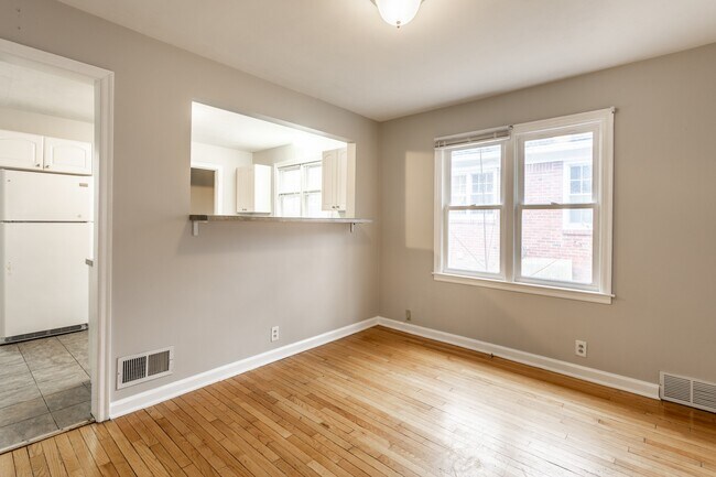 Building Photo - 6147 Broadway St