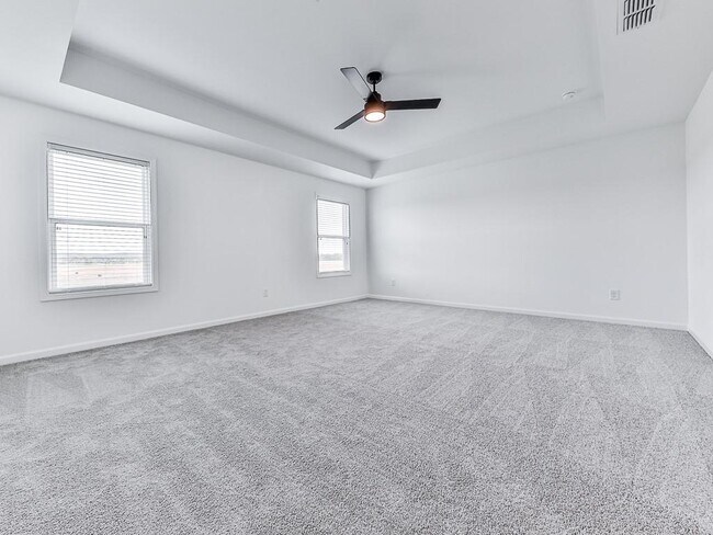 Building Photo - 611 Elwick Ln