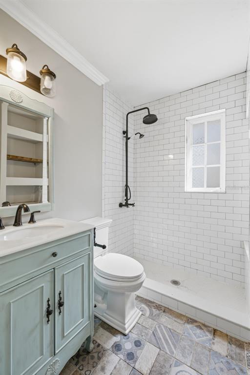 Building Photo - 2117 W Dekle Ave