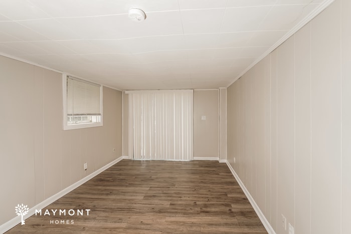 Building Photo - 5405 Valleyview Trail