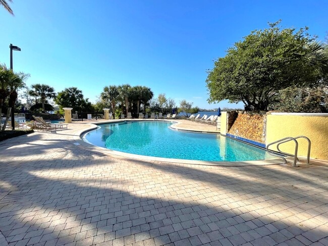 Building Photo - 1275 Lake Shadow Cir