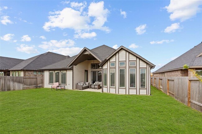 Building Photo - 31819 Harmony Heights Ln