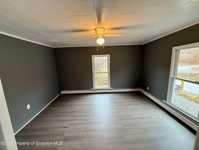 Building Photo - 112 Mowry Rd