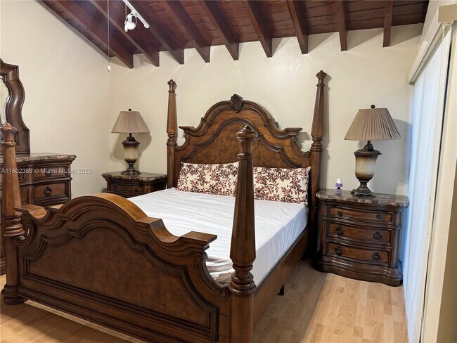 Building Photo - 2101 SW 122nd Ct