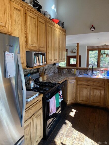 Building Photo - 33856 Hawkweed Way