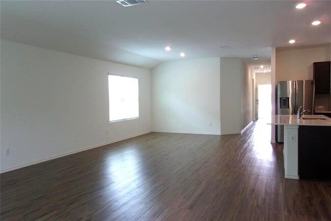 Building Photo - 6420 Turin Ln