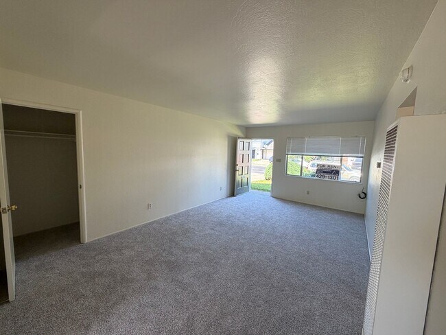 Building Photo - 2832 Sweet Way