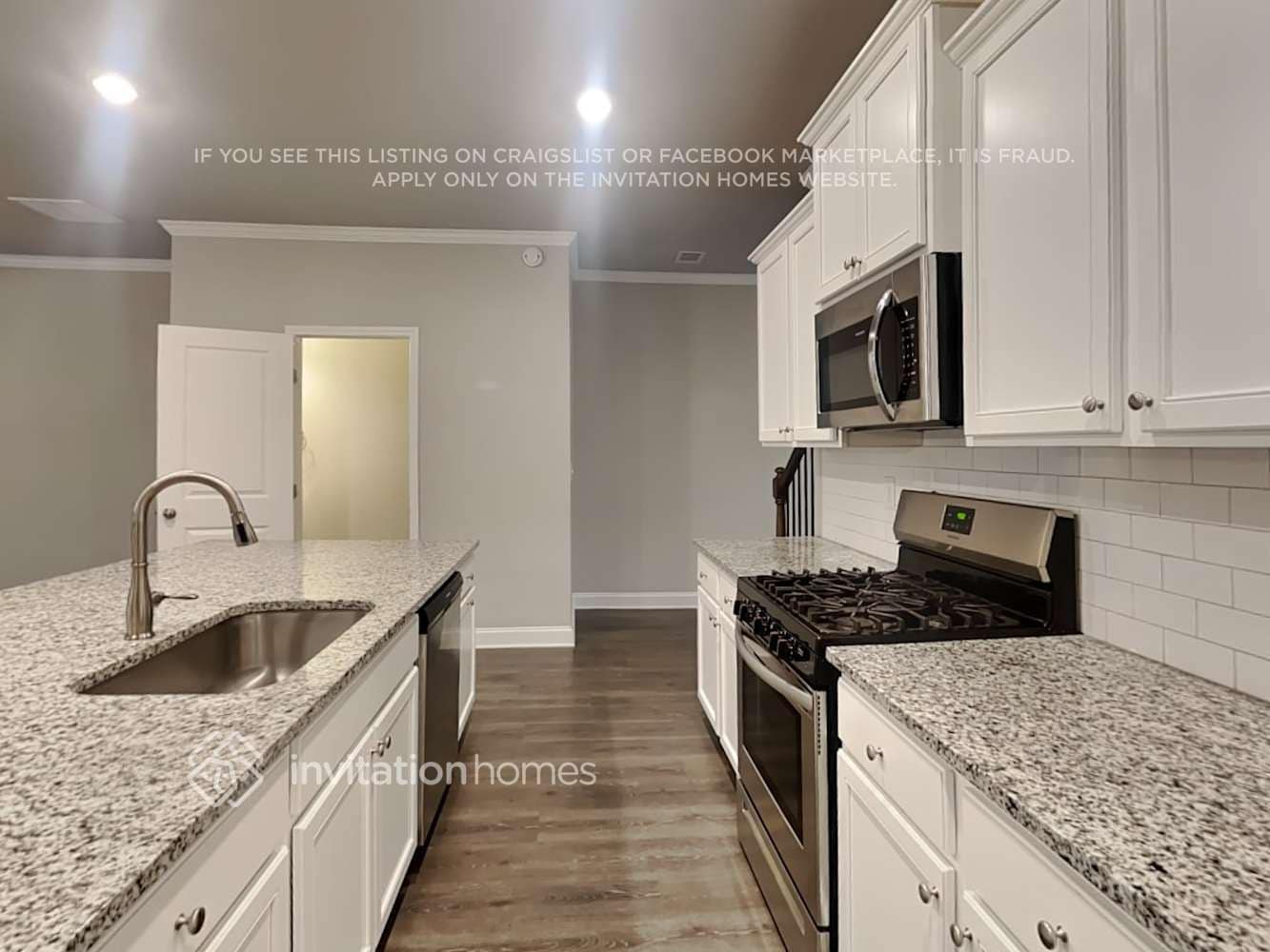 Building Photo - 901 Alder Grv Trce