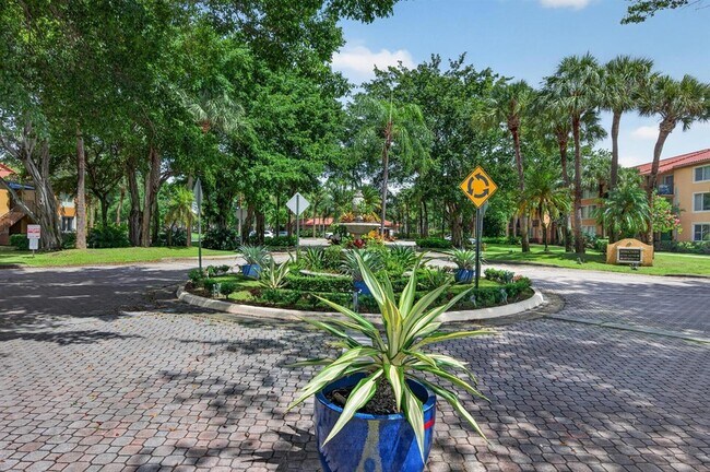 Building Photo - 10765 Cleary Blvd