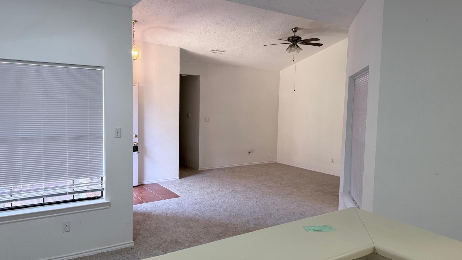 Building Photo - 4037 Hearthstone Dr