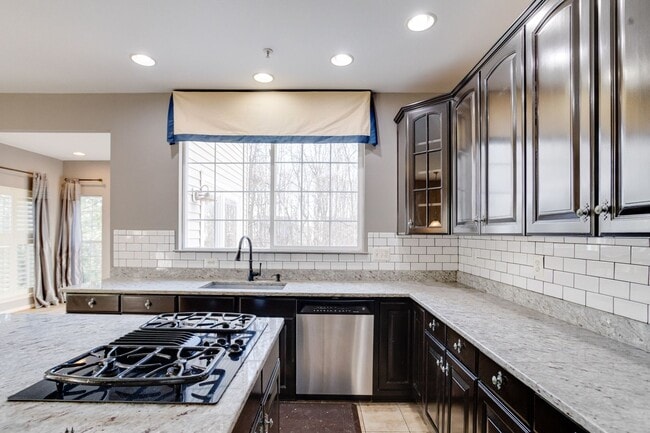 Building Photo - 1730 Bluffs Island Ct