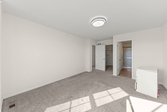 Building Photo - 4415 Monroe Ct