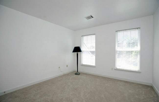 Building Photo - 11401 Crownwood Ln