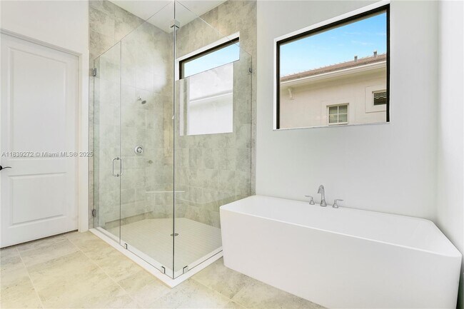 Building Photo - 9512 St Germain Dr