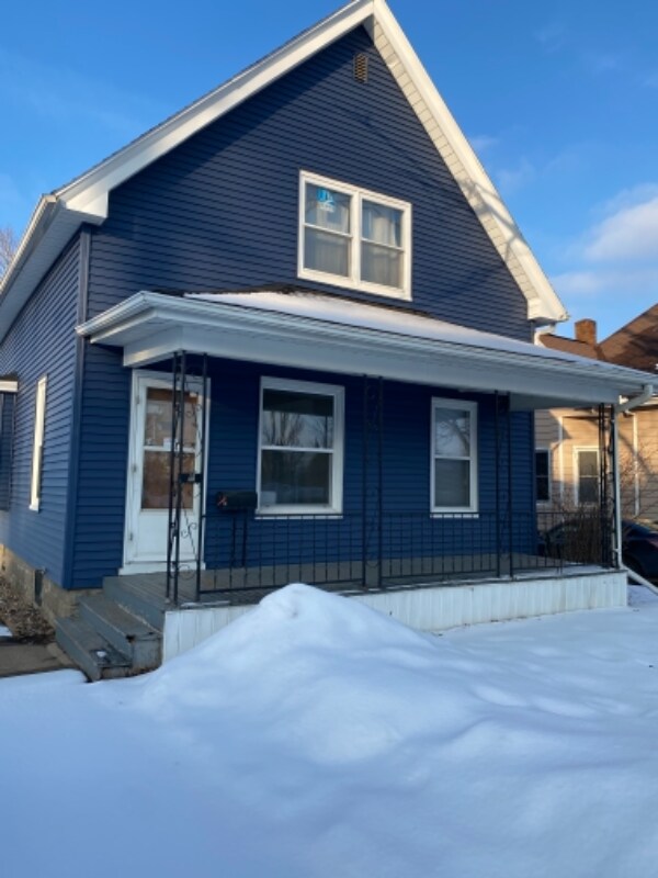 Building Photo - 228 Wilson Ave SW