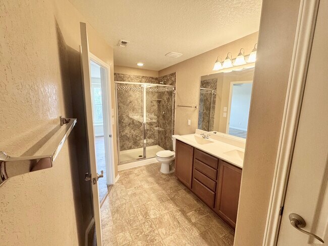 Building Photo - 532 Dusty Emerald