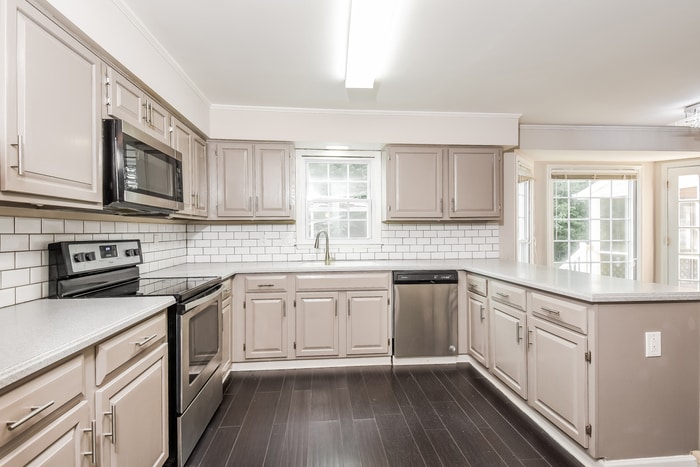 Building Photo - 1502 Oakmoor Pl