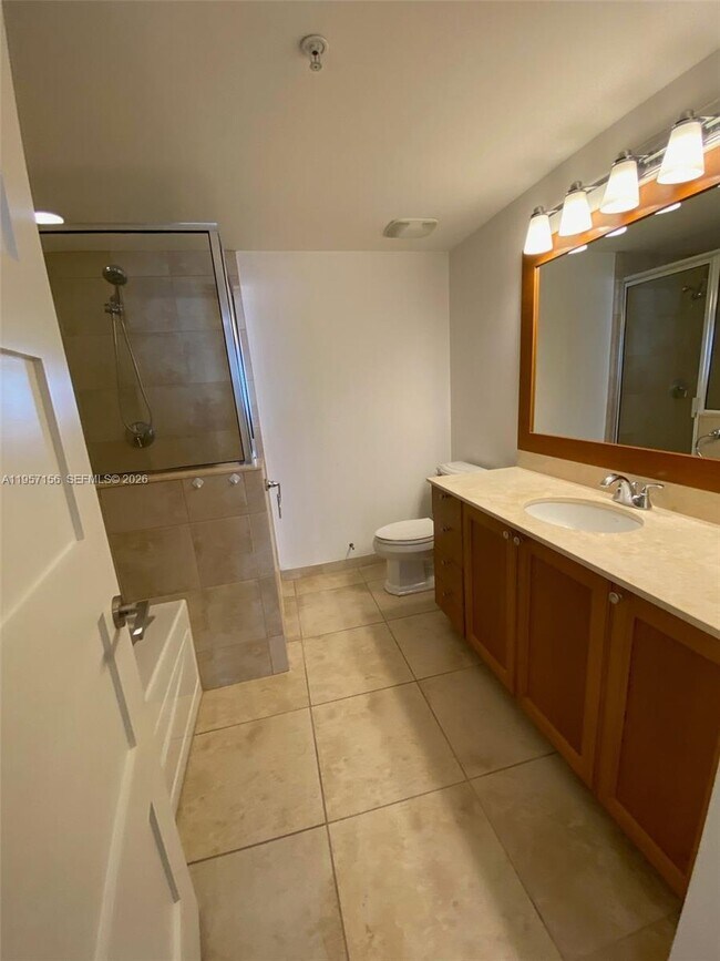 Building Photo - 55 Merrick Way