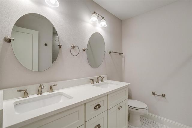 Building Photo - 603 Bondstone Dr