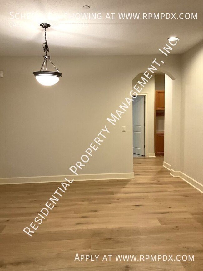 Building Photo - 18278 SW Santoro Dr