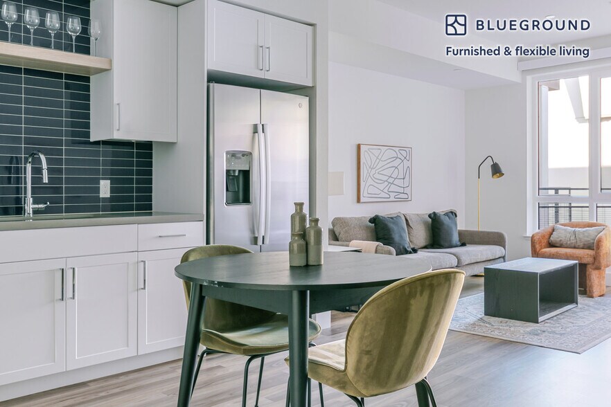 Building Photo - 85 Cleaveland Rd