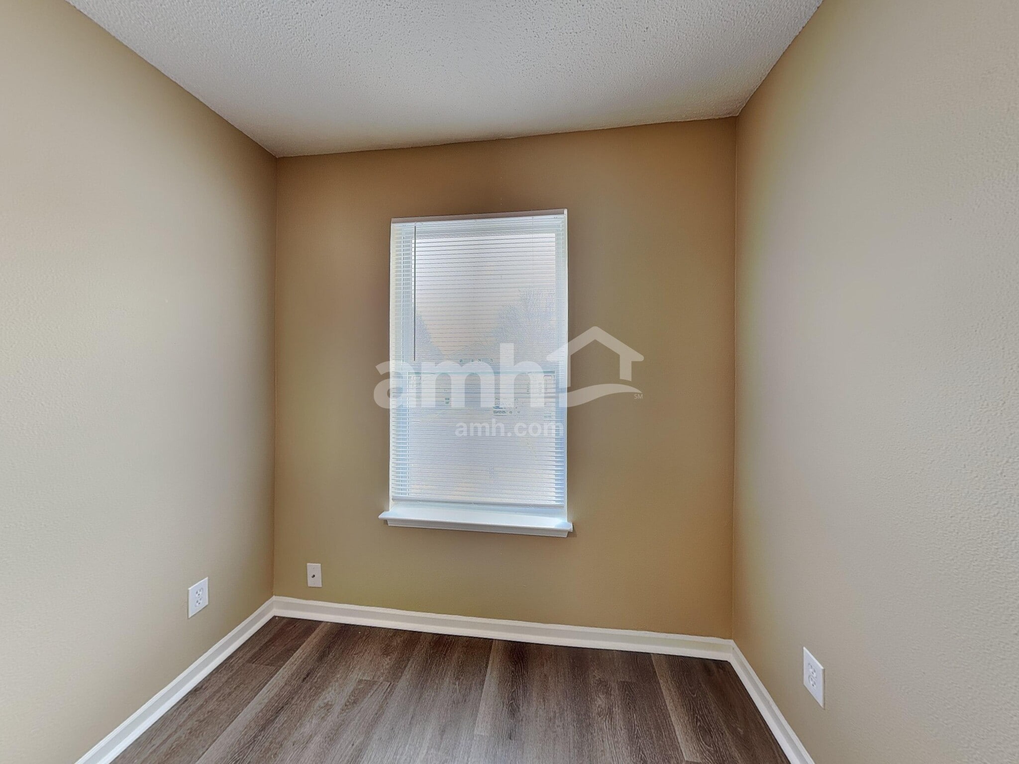 Building Photo - 2343 Summerwood Ln