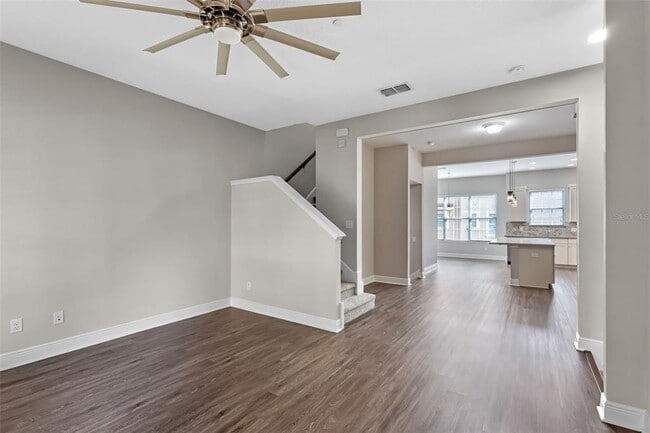 Building Photo - 2648 Lobelia Dr