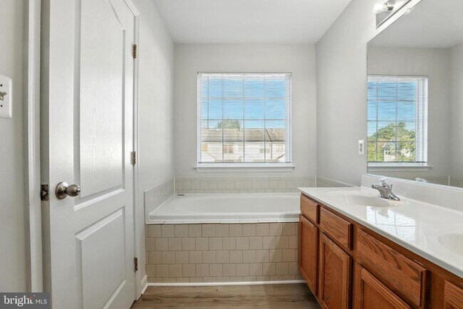 Building Photo - 15403 Gideon Gilpin St