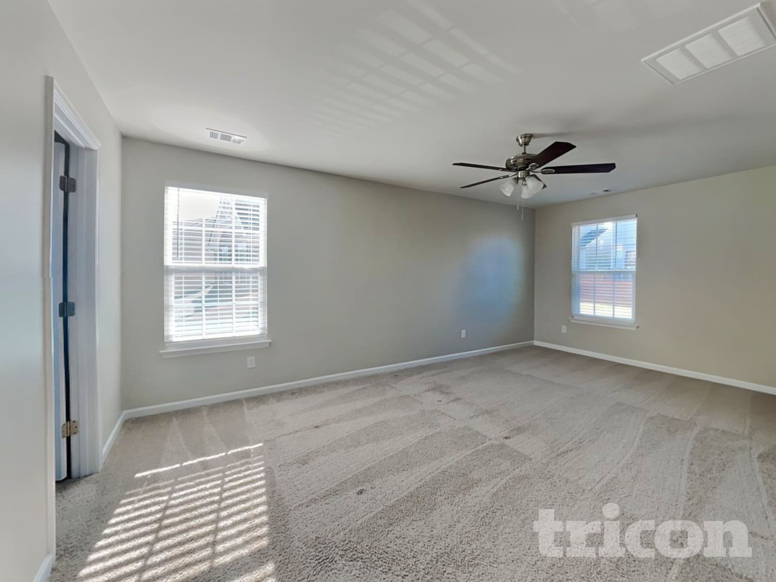 Building Photo - 2902 Cherry Point Ln