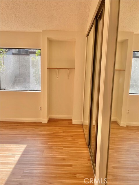Building Photo - 444 W Huntington Dr