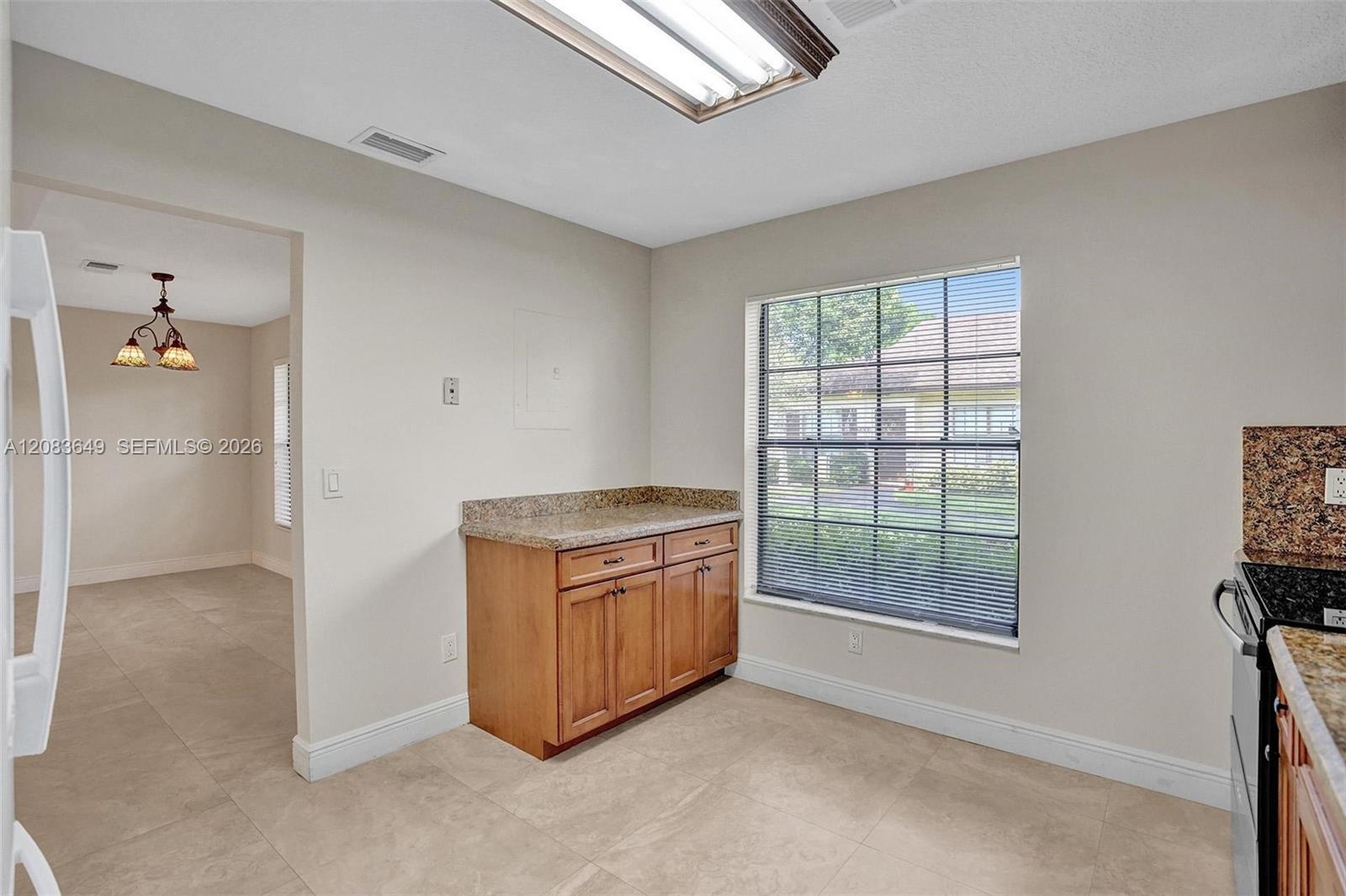 Building Photo - 7532 Nova Dr