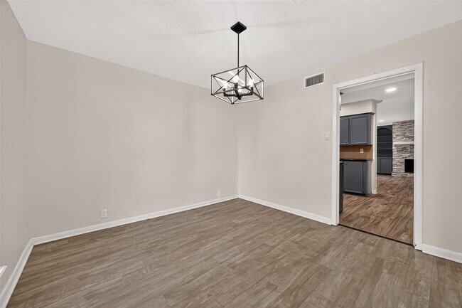 Building Photo - 14030 Cashel Forest Dr