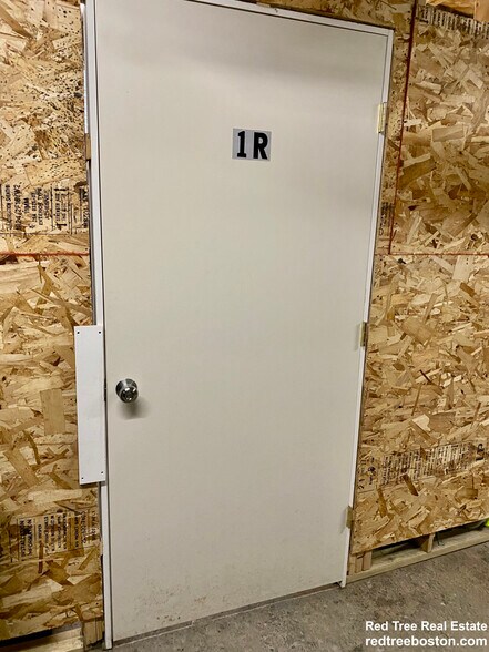 Building Photo - 405 S Huntington Ave