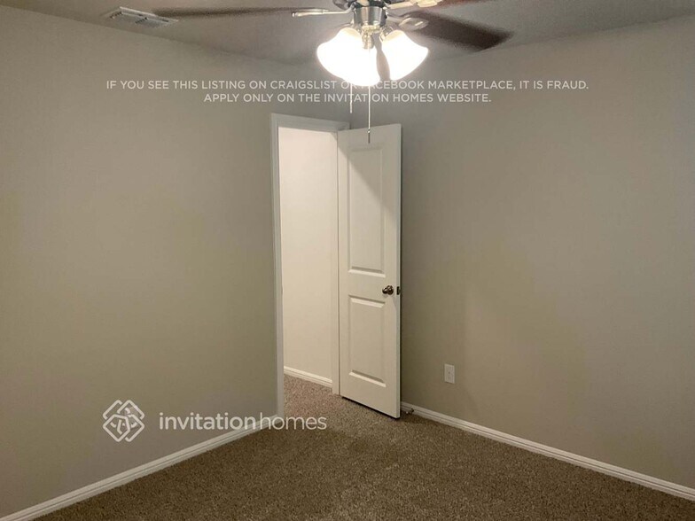 Building Photo - 417 Kaufman Dr