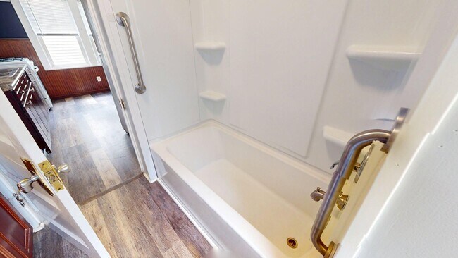 Building Photo - 3590 W 47th St