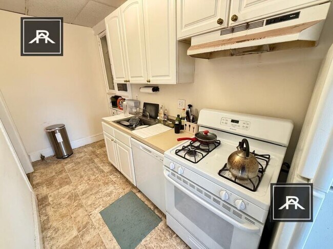 Building Photo - 2 bedroom in Allston MA 02134