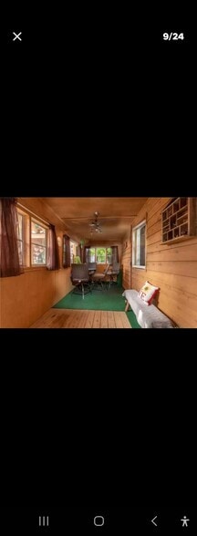 Porch - 123 2nd St S