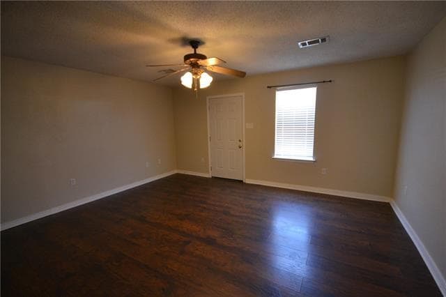 Building Photo - 116 Red Gros Ln