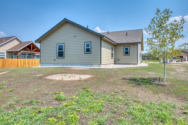 Building Photo - BRAND NEW Stevensville home