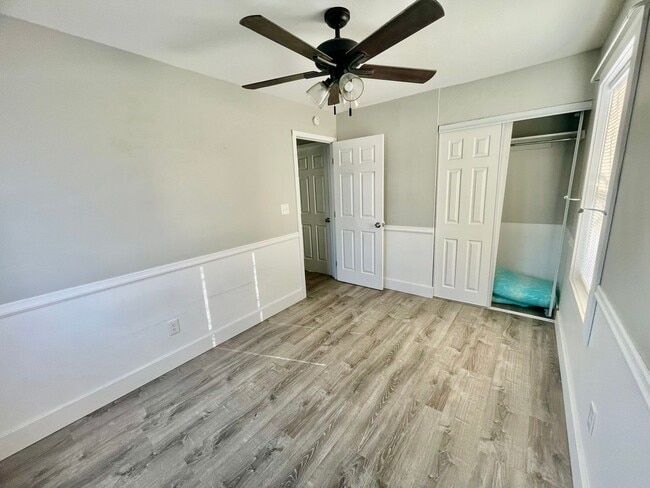 Building Photo - 3 Bed 1 Bath- South Park PA