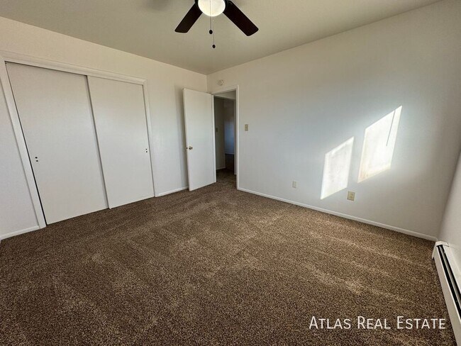 Building Photo - 4206 Forest Hill Ct