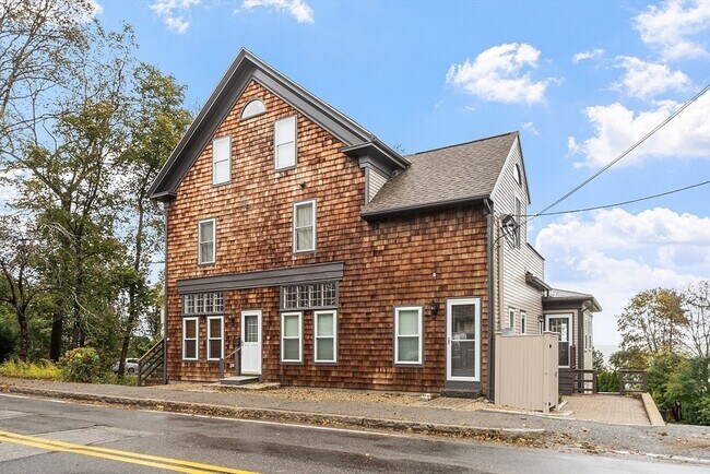Building Photo - 105 Granite St
