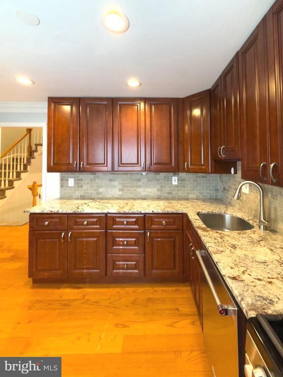Building Photo - 2419 Ansdel Ct