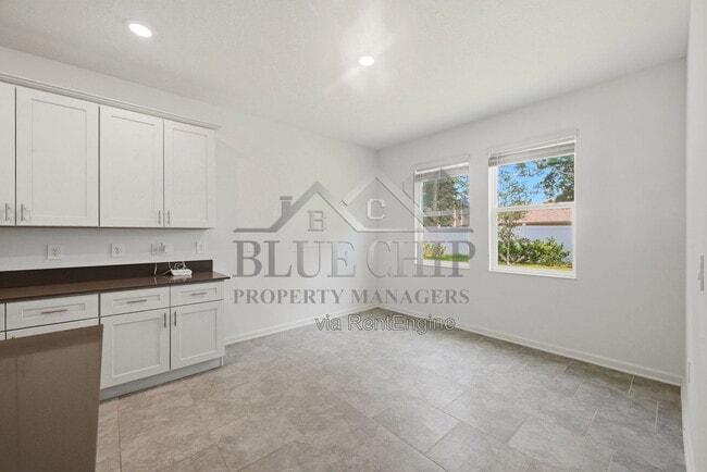 Building Photo - 3048 Country Side Dr